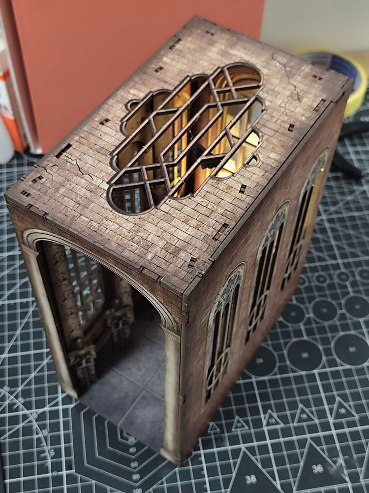 House of the Dragon Tiny Adventures Book Nook Mini Diorama Iron Throne 23 cm [3]