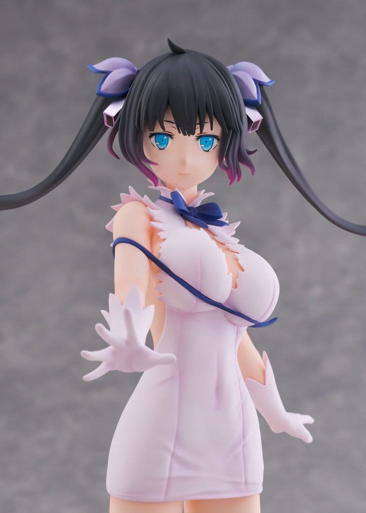 Is It Wrong to Try to Pick Up Girls in a Dungeon? V PVC Figure 1/7 Hestia Divinity Unleashed Ver. 24 cm [2]