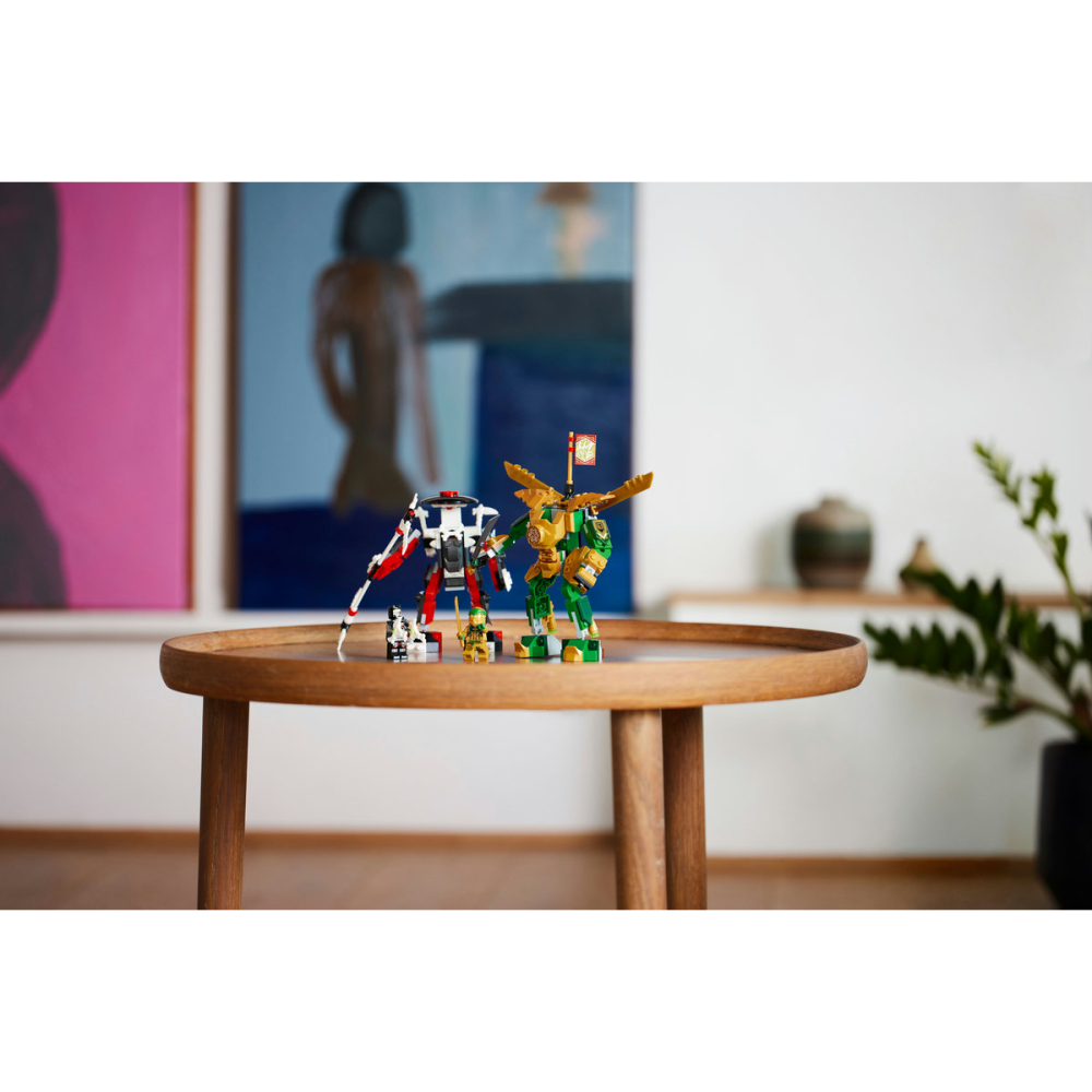 Lupta cu robotul EVO al lui Lloyd [6]