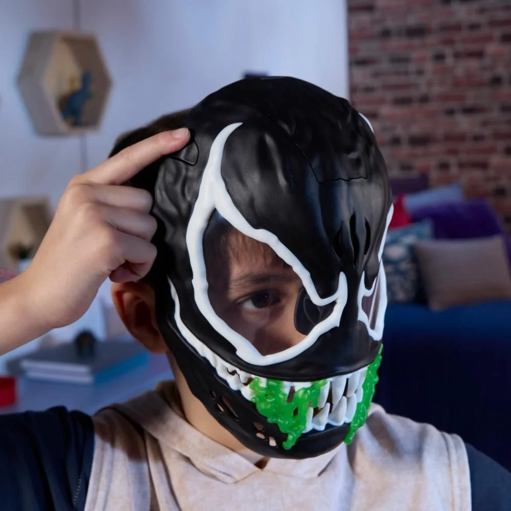 Marvel Spider-Man Venom Glow in the Dark - Masca Interactiva [5]