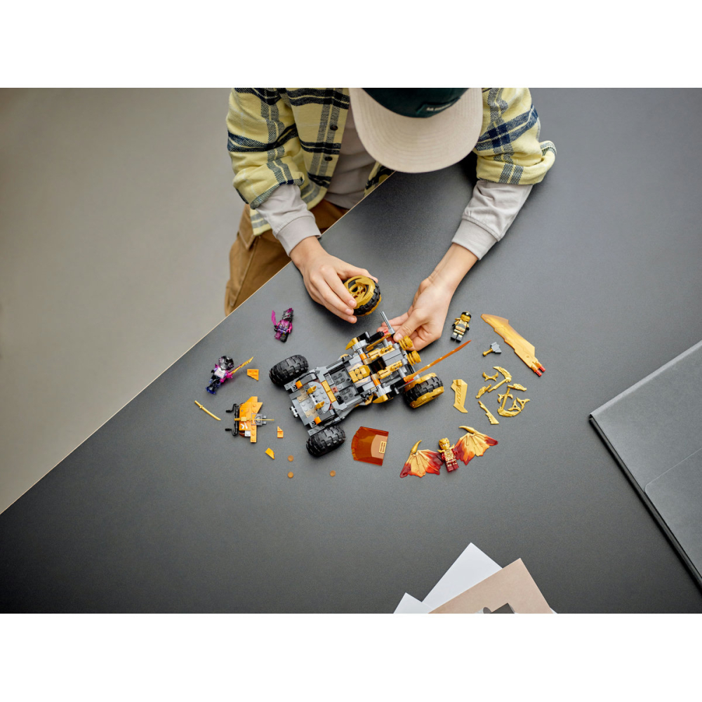 Masina Dragon a lui Cole [4]