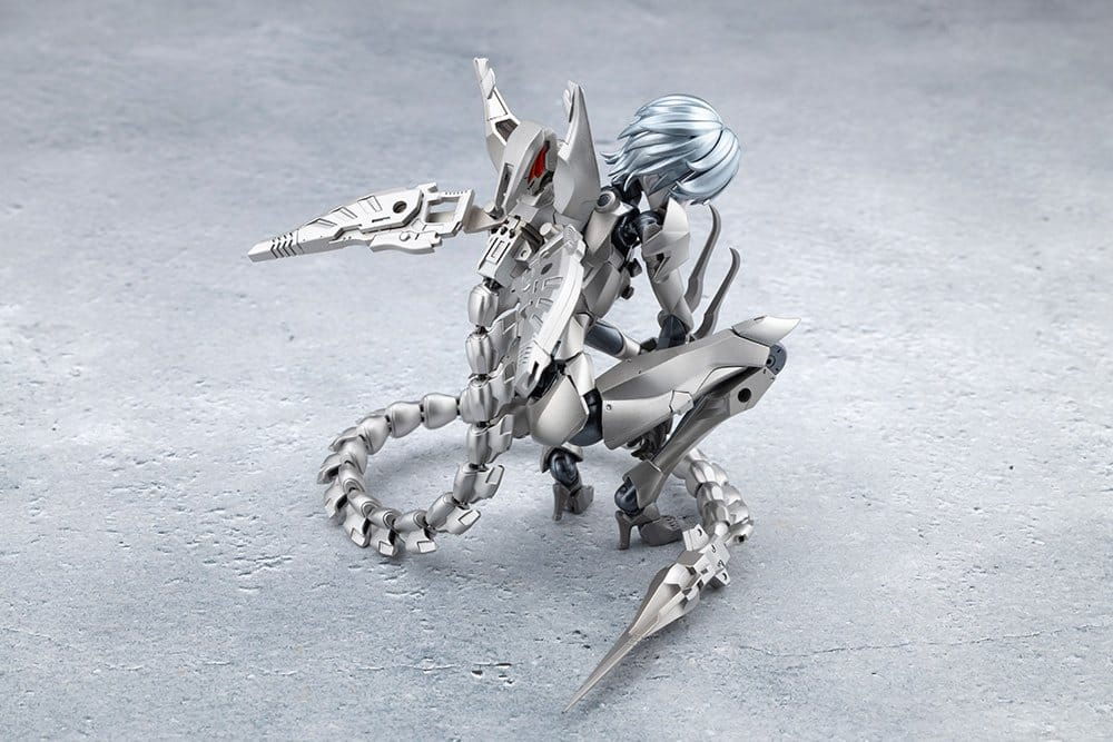 Megalomaria Unlimited Universe Plastic Model Wreckage Hunter 25 cm [9]