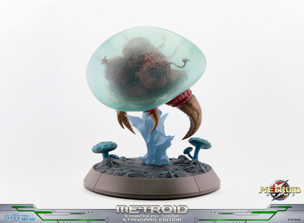 Metroid Prime PVC Figure Metroid (Standard) (Glow in the Dark) 21 cm [23]