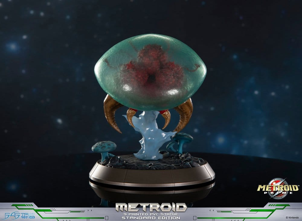 Metroid Prime PVC Figure Metroid (Standard) (Glow in the Dark) 21 cm [8]