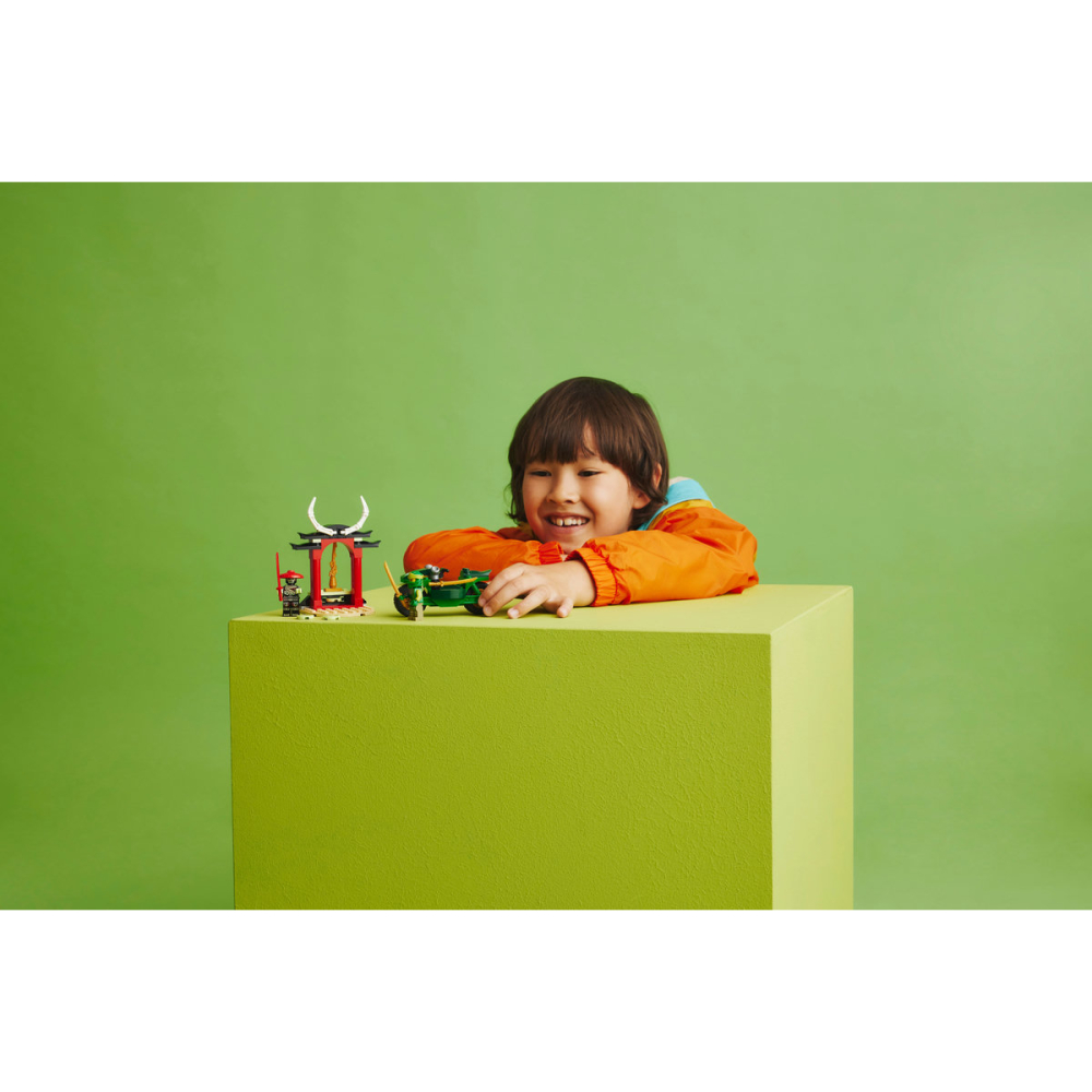 Motocicleta ninja a lui Lloyd [6]