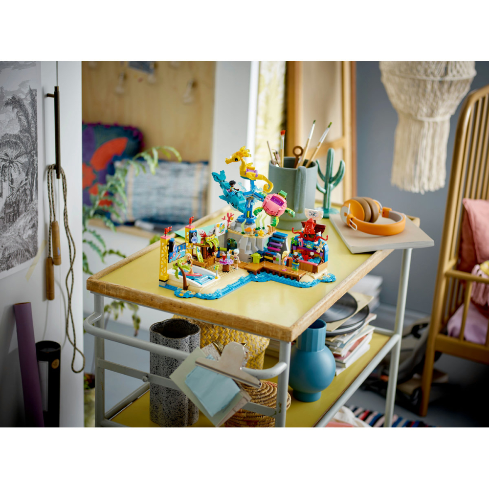 Parc de distractii pe plaja [6]