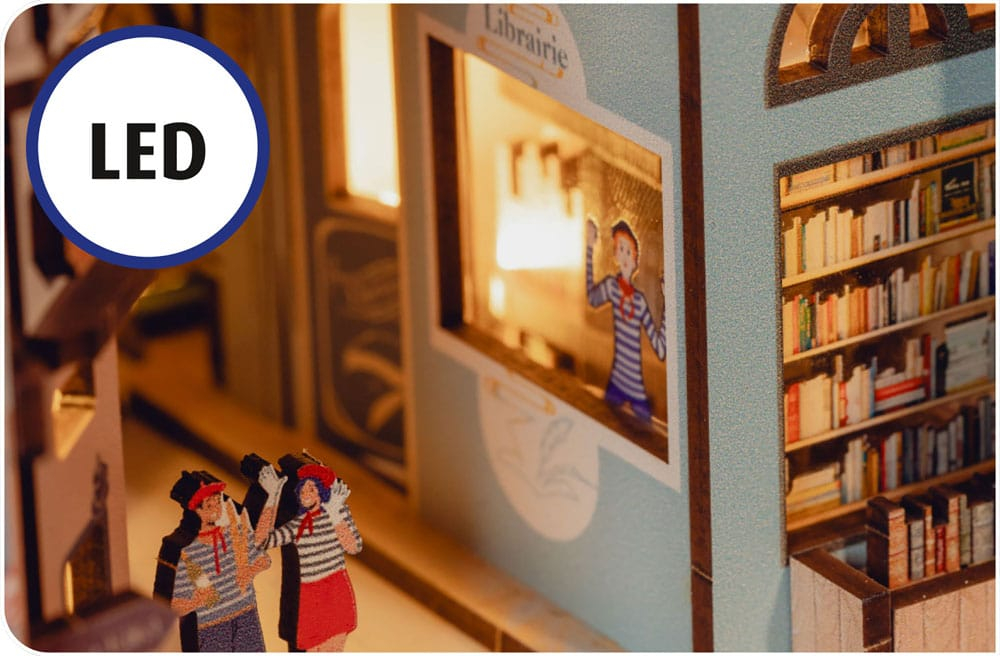 Paris Tiny Adventures Book Nook Mini Diorama 23 cm [6]