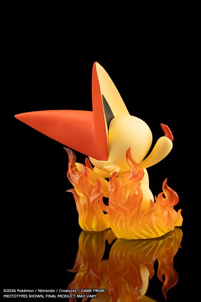 Pokémon ARTFX J PVC Figure 1/8 Hilbert with Victini 20 cm [15]