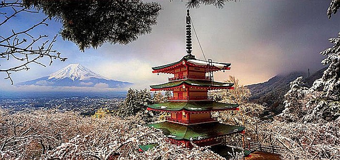 Puzzle Panoramic 3000 piese Mount Fuji and Chureito Pagoda, Japan 18013 [2]