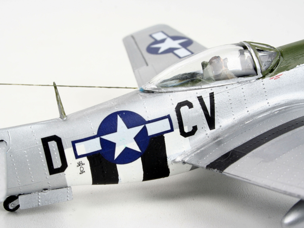 Revell Model Set – North American P-51D Mustang (1:72) [5]
