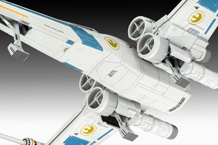 Revell Star Wars New Republic X-Wing Fighter [5]