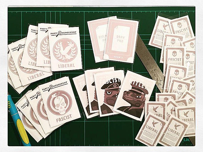 Secret Hitler [2]
