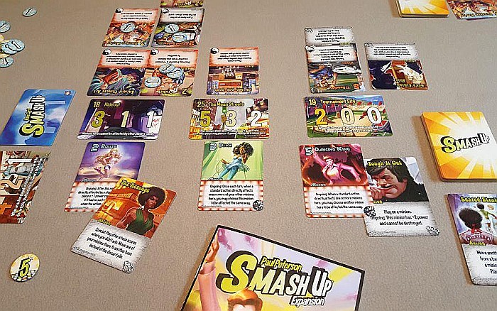 Smash Up: That 70s Expansion [4]