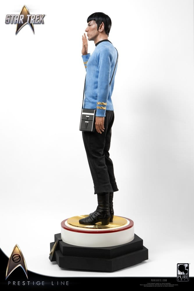 Star Trek Prestige Line Statue 1/2 Spock 111 cm [2]