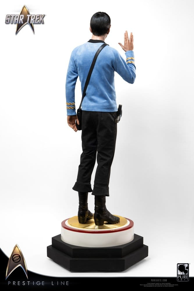 Star Trek Prestige Line Statue 1/2 Spock 111 cm [4]