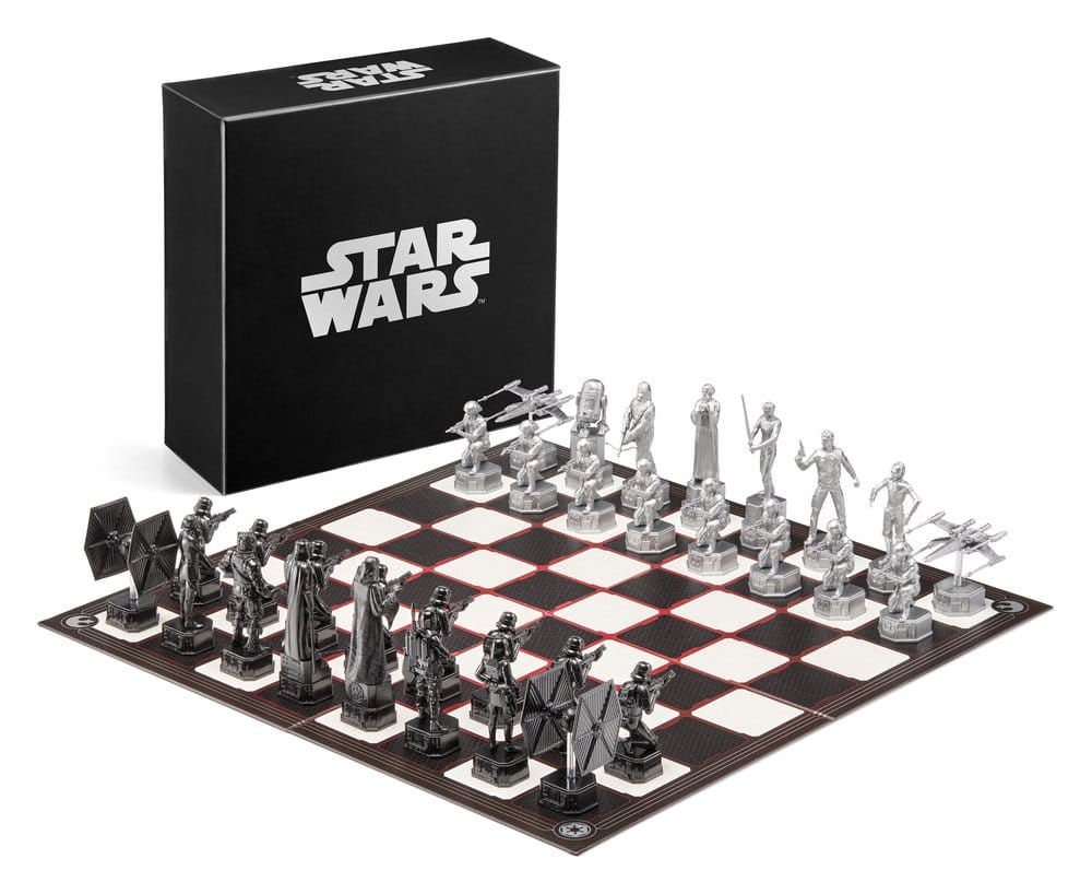 Star Wars Original Trilogy Chess Set 47 cm [16]