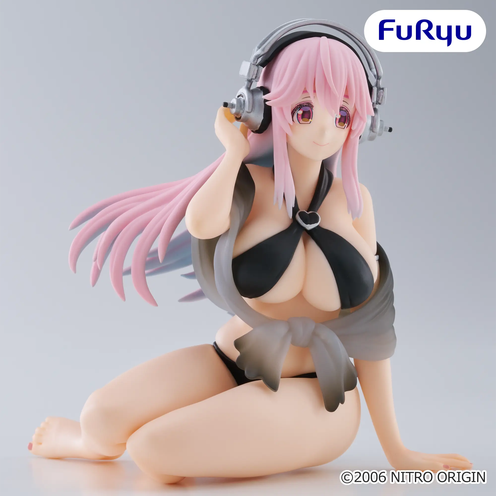 Super Sonico Swimsuit Black Color Ver. - figurina FuRyu Noodle Stopper 10 cm [3]