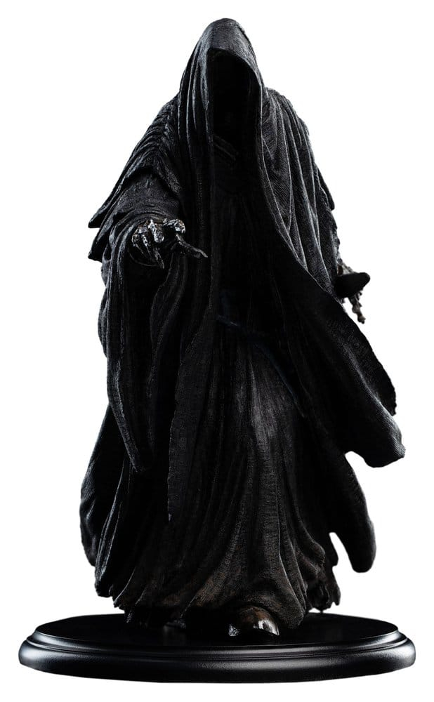 The Lord of the Rings Trilogy Mini Statue Ringwraith at the Prancing Pony 18 cm [9]