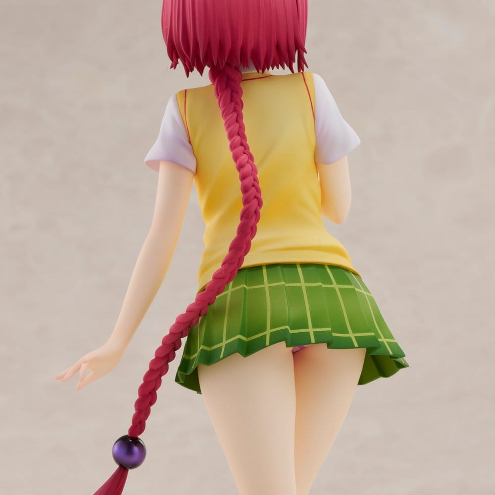 To LOVE-Ru Darkness School Uniform Series PVC Figure Mea Kurosaki 27 cm [17]