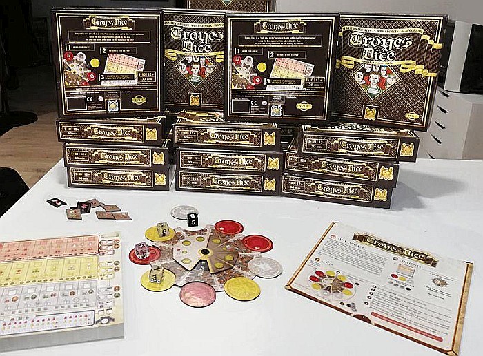 Troyes Dice [2]