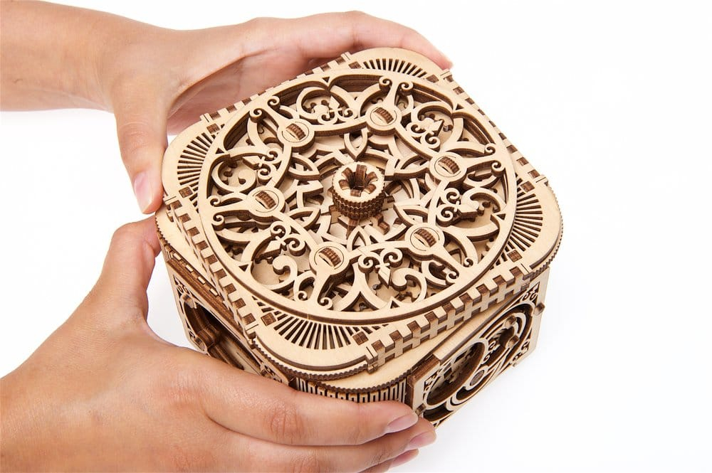 Ugears 3D Wooden Puzzle Treasure Box [17]