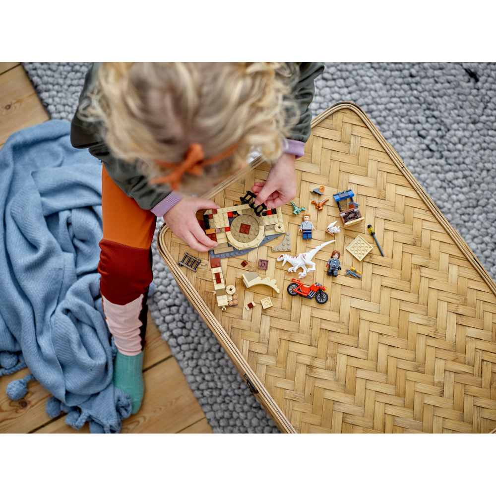 Urmarirea lui Atrociraptor [4]