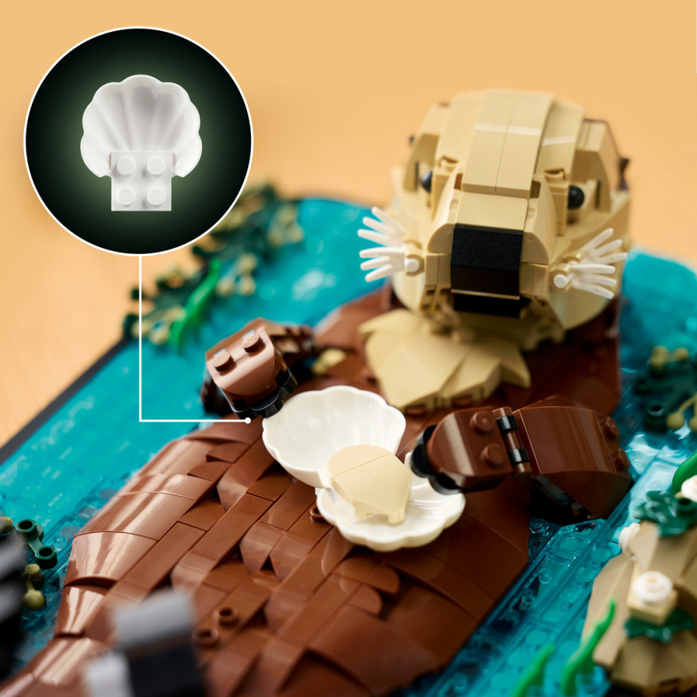 LEGO Ideas 21366 Vidre Plutind pe Mare – Set Decorativ 1234 Piese [6]