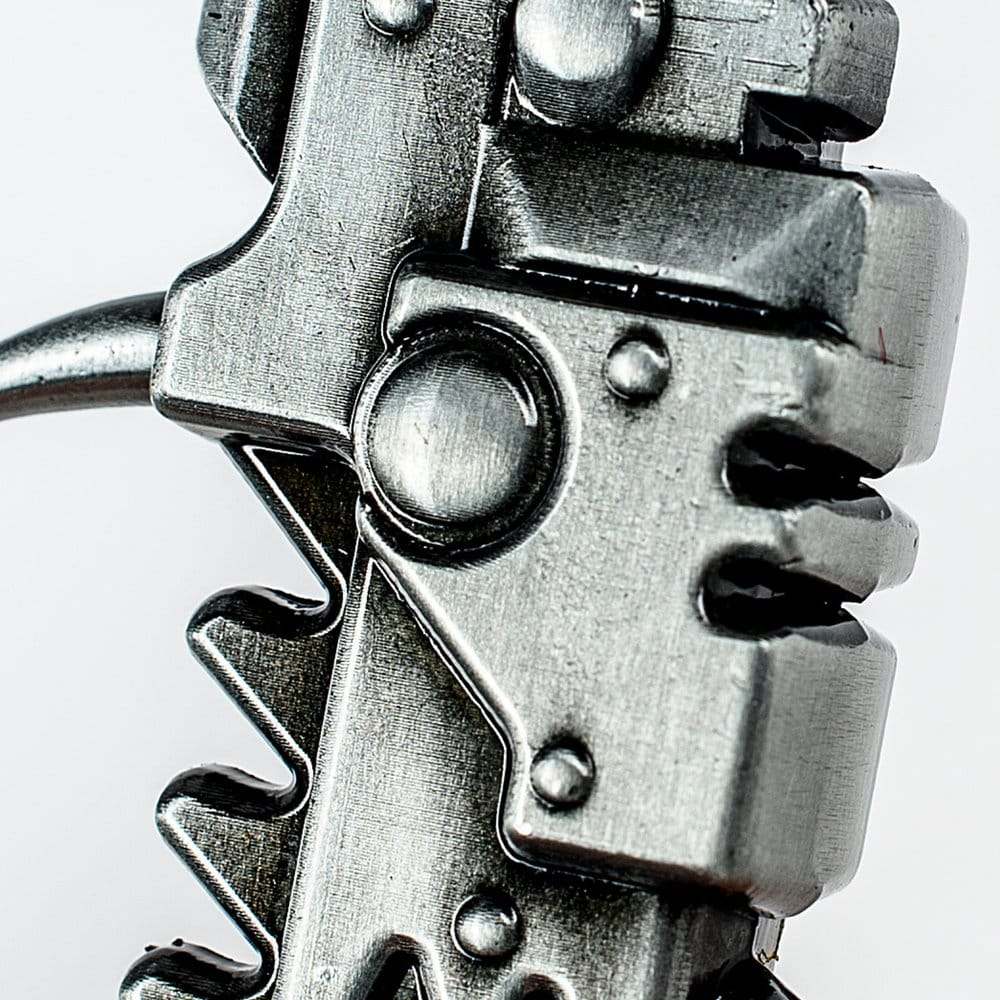 Warhammer 40,000 Bottle Opener Chaos Chainsword [7]