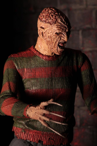 A Nightmare on Elm Street 2 Ultimate Freddy Krueger - Figurina 18 cm [4]