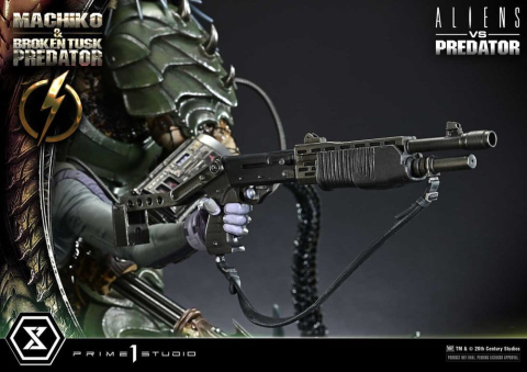 Aliens vs. Predator (Comic) Ultimate Premium Masterline Statue 1/4 Machiko & Broken Tusk Predator 79 cm [14]