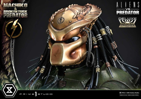 Aliens vs. Predator (Comic) Ultimate Premium Masterline Statue 1/4 Machiko & Broken Tusk Predator Deluxe Version 84 cm [16]