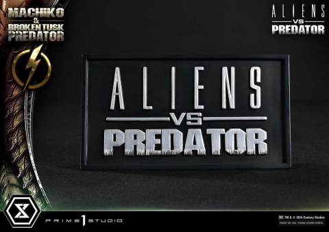 Aliens vs. Predator (Comic) Ultimate Premium Masterline Statue 1/4 Machiko & Broken Tusk Predator Deluxe Version 84 cm [12]