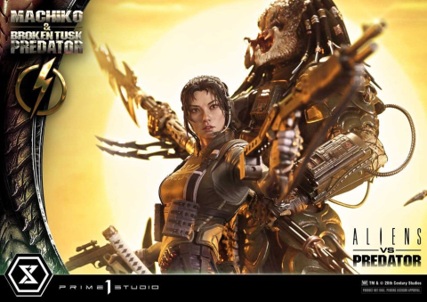 Aliens vs. Predator (Comic) Ultimate Premium Masterline Statue 1/4 Machiko & Broken Tusk Predator Deluxe Version 84 cm [7]