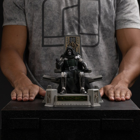 Avengers: Doomsday Art Scale Statue 1/10 Doctor Doom on Throne 22 cm [11]