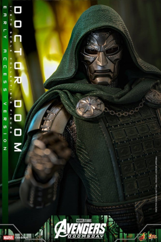 Avengers: Doomsday Movie Masterpiece Action Figure 1/6 Doctor Doom 31 cm [14]