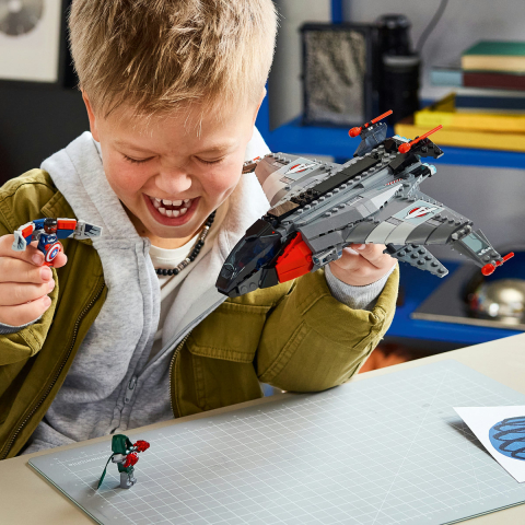 Avengers: Doomsday Quinjet [5]