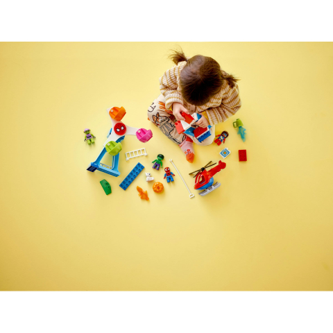 Aventura in Parcul de Distractii [3]