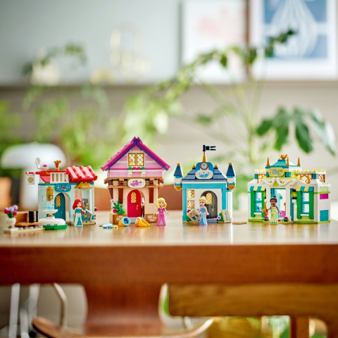 Aventura printeselor Disney la piata [5]