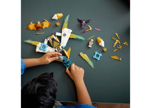 Avionul Dragon de Aur al lui Zane [4]