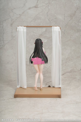 PRECOMENZI - Azur Lane Gift+ PVC Figure 1/8 Trinidad Trapper in the Changing Room Ver. 23 cm