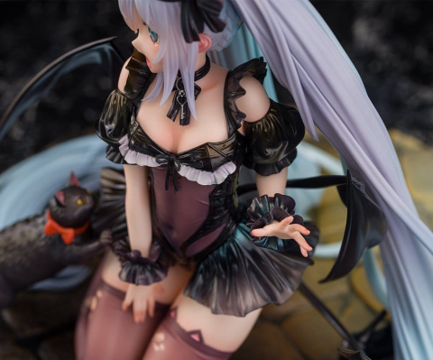 Collectibles - Azur Lane PVC Figure 1/7 Janus Fright-Night Scaredy-Cat Ver. 16 cm