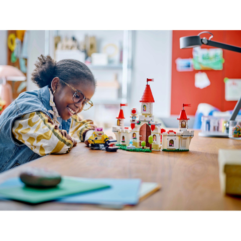 LEGO Super Mario Batalia cu Roy la castelul lui Peach 71435 [4]