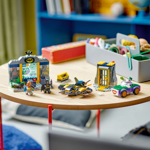 Batcave™ cu Batman™, Batgirl™ si Joker™ [5]