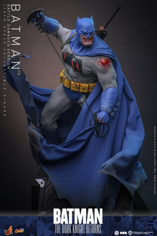 Batman: The Dark Knight Returns Comic Masterpiece Action Figure 1/6 Batman (Battle Damaged Version) 32 cm [11]