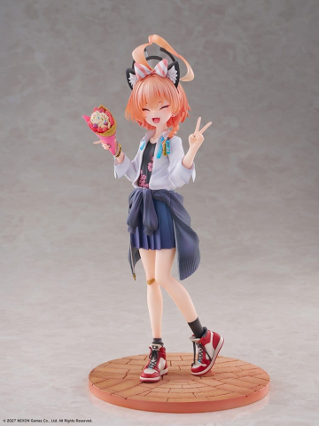 PRECOMENZI - Blue Archive PVC Figure 1/7 Neru (School): Memorial Lobby Ver. 22 cm