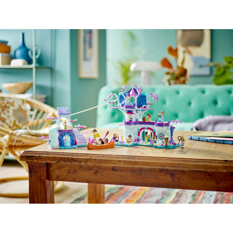 Casa fermecata din copac [5]