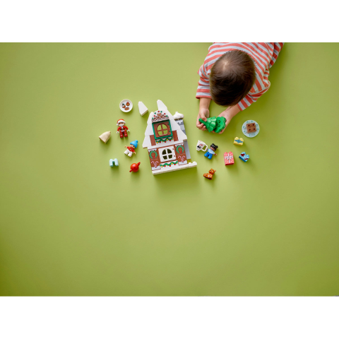 Casuta din turta dulce a lui Mos Craciun [3]