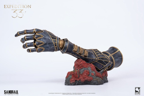 PRECOMENZI - Clair Obscur: Expedition 33 Replica 1/1 Scale Arm of Gustave 48 cm