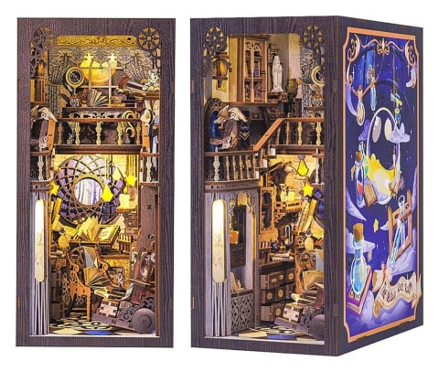 Pop Culture - CuteBee Book Nook Nebula Common Room 23 x 11 cm
