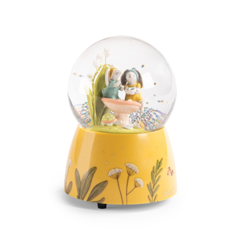 Jocuri si jucarii - Cutie muzicala glob cu zapada Trois Petits Lapins, Moulin Roty